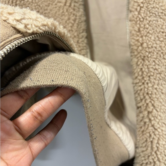 Wilfred Tan Teddy Sherpa Jacket - Picture 6 of 6